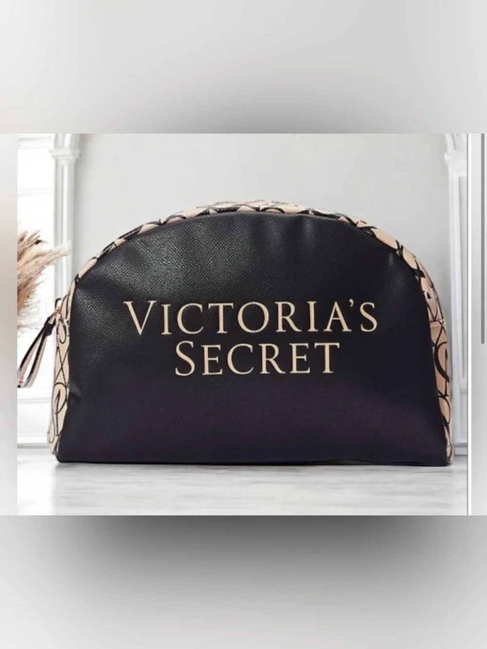 Victoria's Secret Black & Cream Logo Cosmetic Pouch Case